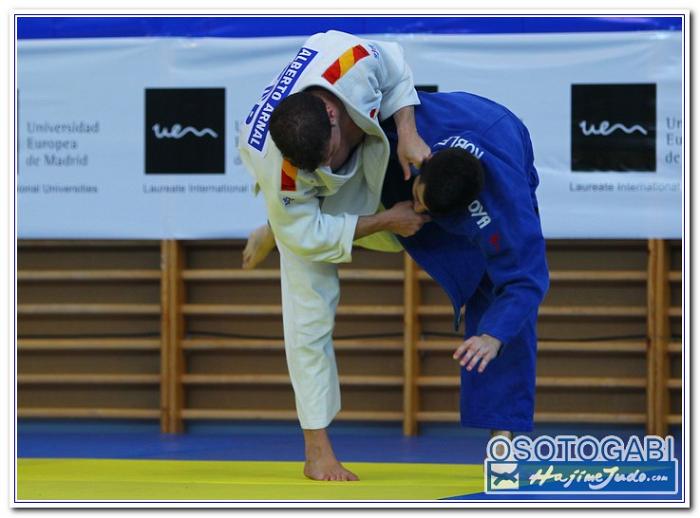 CEU2011 900101